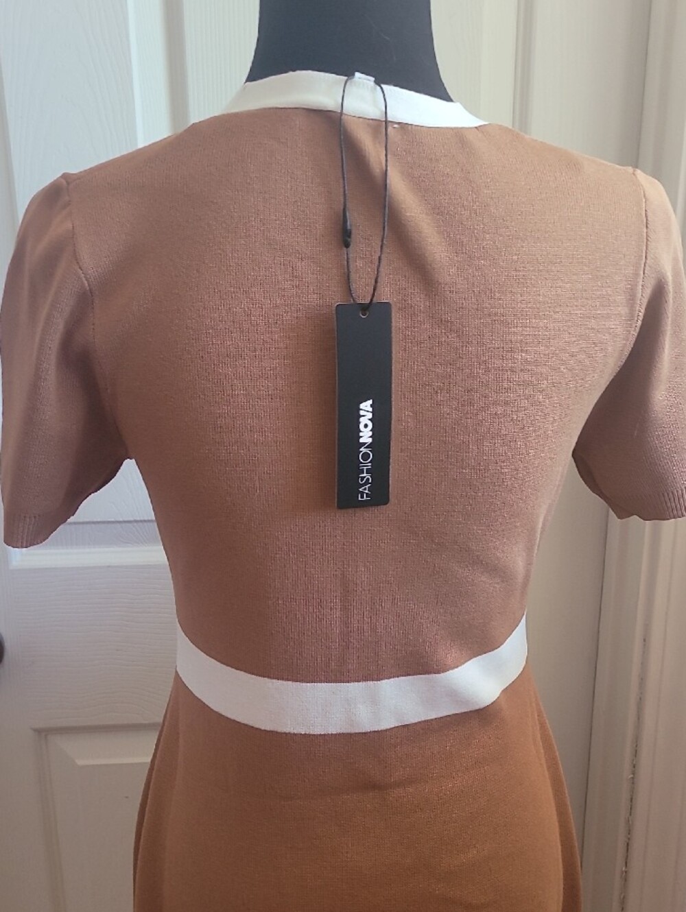 Fashion Nova Tan Knit Dress with White Trim Pearl Buttons NEW WITH TAG L JUNIOR - Picture 10 of 12